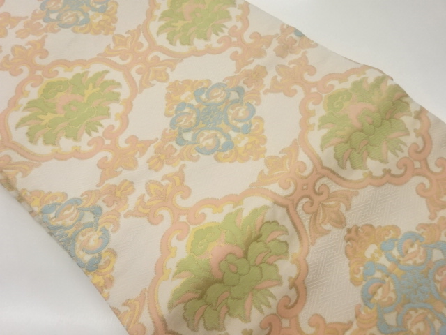 花唐草文に花菱模様織出し名古屋帯